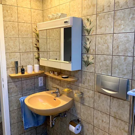 Annes Freiburg Apartamento *